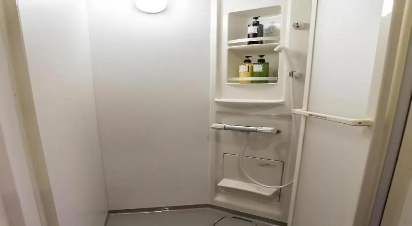 Bijou Suites Kakomi Osaka 2*,  Japón